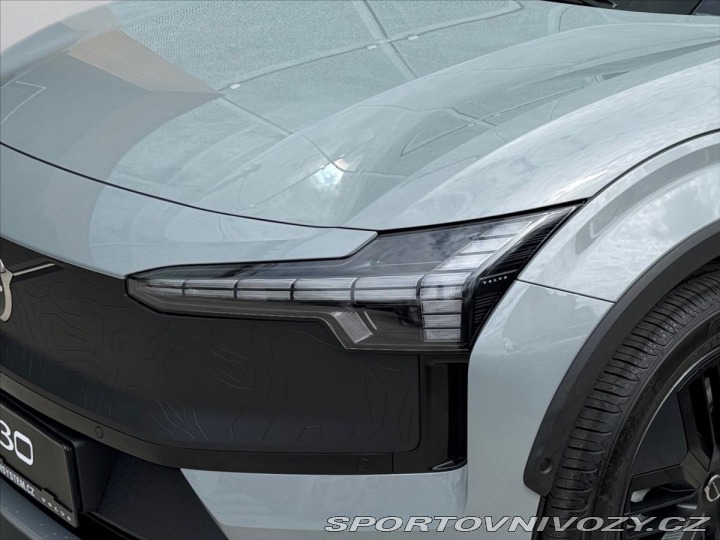 Volvo EX30 Cross Country Twin 0073 2025