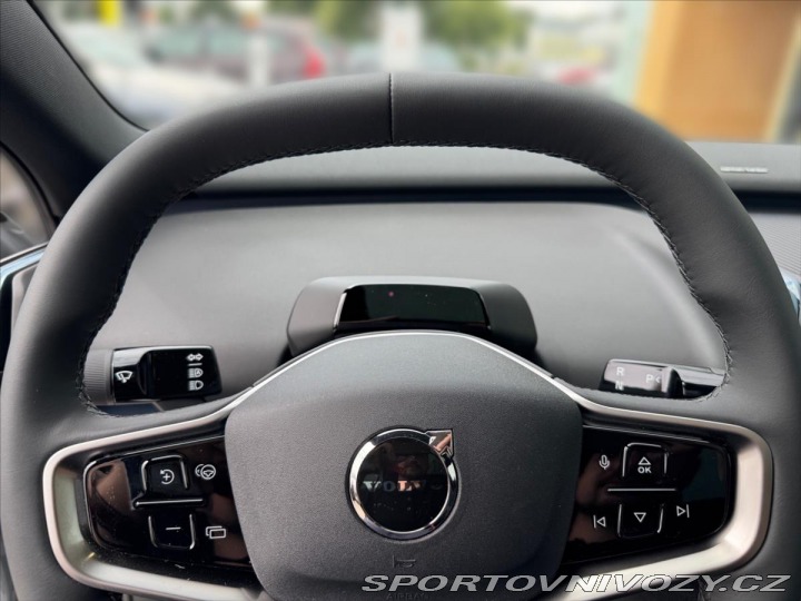 Volvo EX30 Cross Country Twin 0073 2025