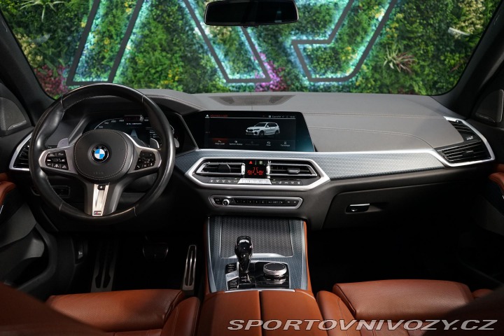 BMW X5 M50i 390kW H/K Tažné Záru 2021