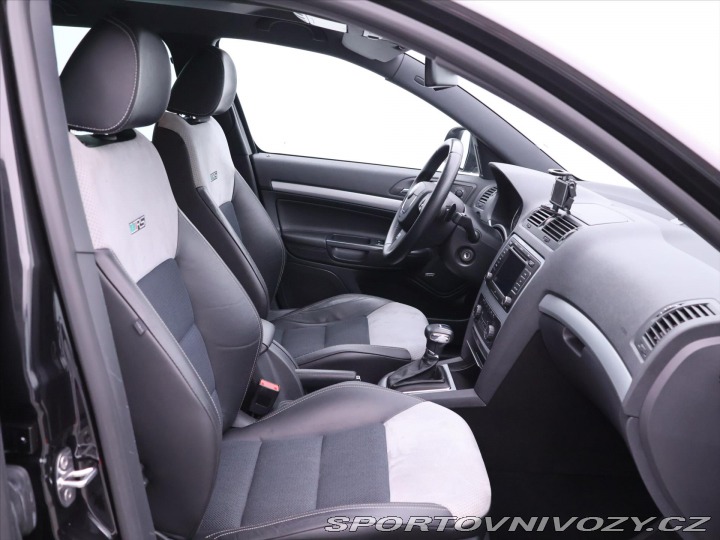 Škoda Octavia RS 2,0 TSI RS 147kW DSG Xeno 2011