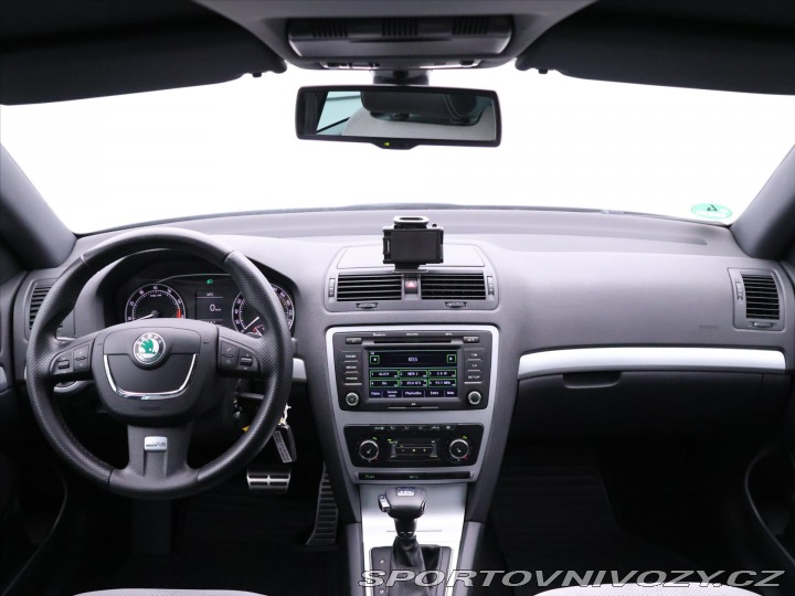 Škoda Octavia RS 2,0 TSI RS 147kW DSG Xeno 2011