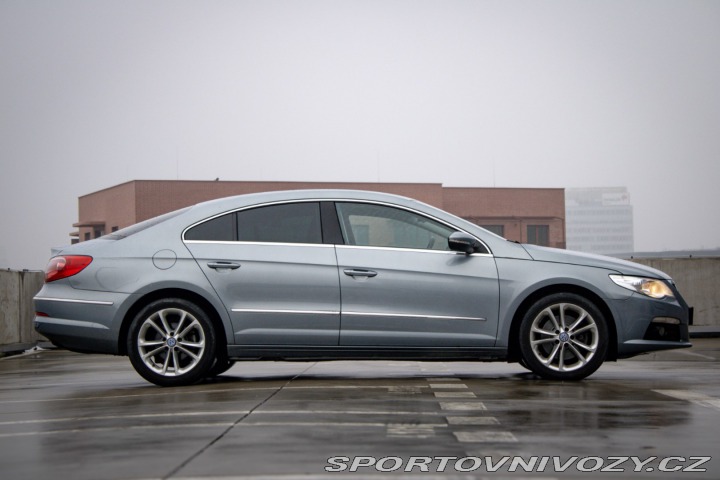 Volkswagen Passat CC CC 2.0 TDI BlueMotion 2011