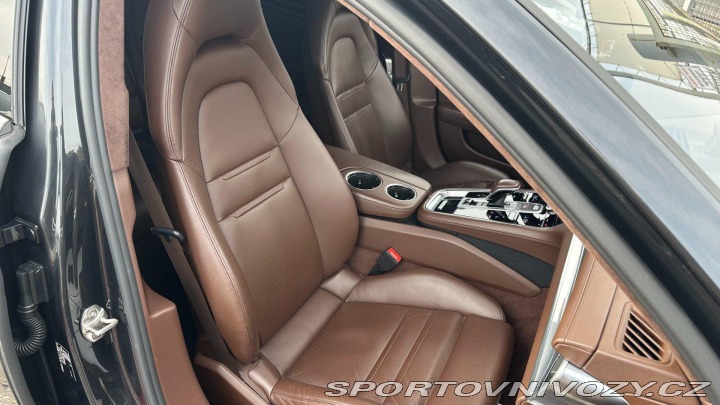 Porsche Panamera 4.0 V8*338kW*GTS*Výbava*D 2019