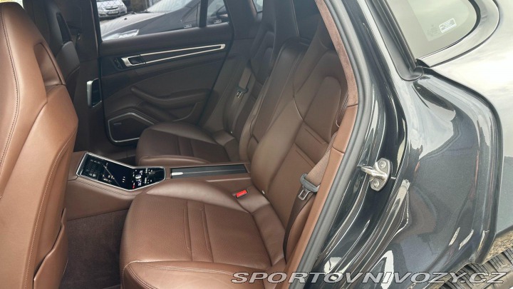 Porsche Panamera 4.0 V8*338kW*GTS*Výbava*D 2019