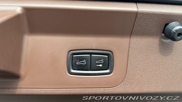 Porsche Panamera 4.0 V8*338kW*GTS*Výbava*D 2019