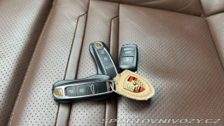 Porsche Panamera 4.0 V8*338kW*GTS*Výbava* 2019