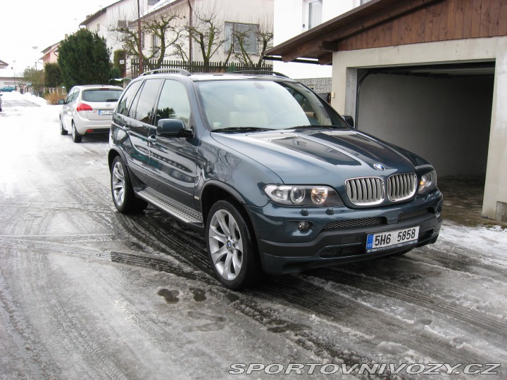 BMW X5 4.8 is 2005