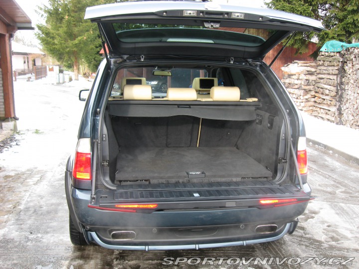 BMW X5 4.8 is 2005