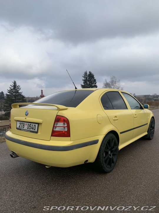 Škoda Octavia RS 2002
