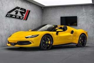 Ferrari 296 GTS Lift, Alcantara, AFS,