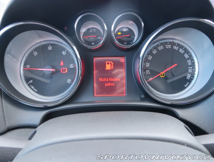 Opel Astra 2.0 CDTI 2015