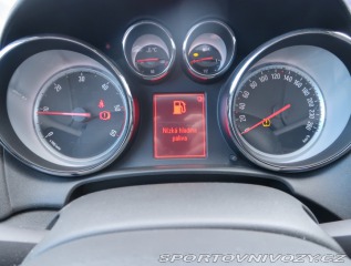 Opel Astra 2.0 CDTI 2015