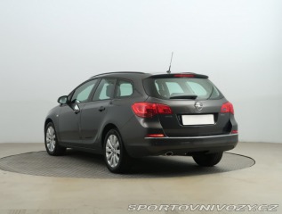 Opel Astra 2.0 CDTI 2015