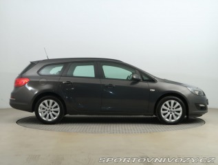 Opel Astra 2.0 CDTI 2015