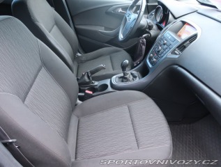 Opel Astra 2.0 CDTI 2015