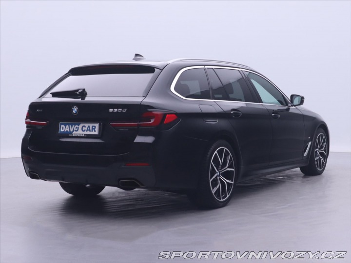 BMW 5 3,0 530d xDrive AT Tourin 2021