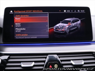 BMW 5 3,0 530d xDrive AT Tourin 2021