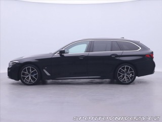 BMW 5 3,0 530d xDrive AT Tourin 2021