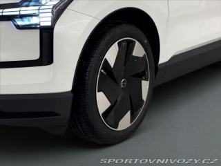 Volvo Ostatní modely EX30 Twin Motor Perf Plus 1414 2025
