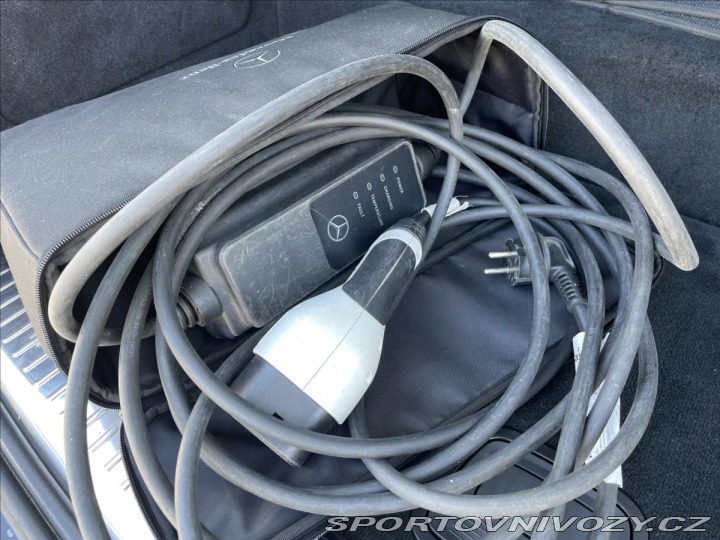 Mercedes-Benz C 2,0 C 300de AMG-Line Airm 2019