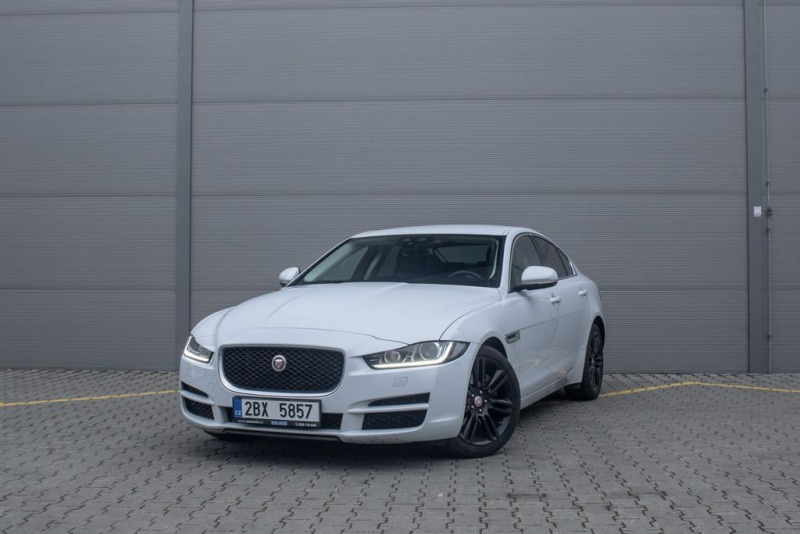 Jaguar XE Akontace od 0%
