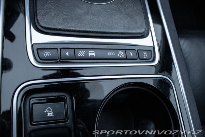 Jaguar XE Akontace od 0% 2015