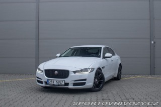 Jaguar XE Akontace od 0% 2015
