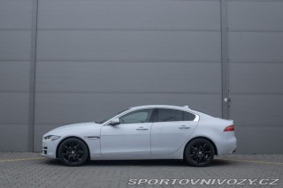 Jaguar XE Akontace od 0% 2015