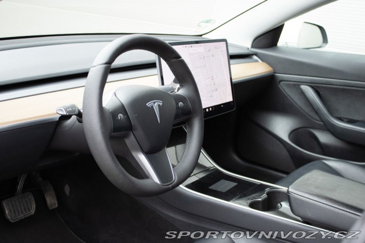 Tesla Model 3 RWD 2019