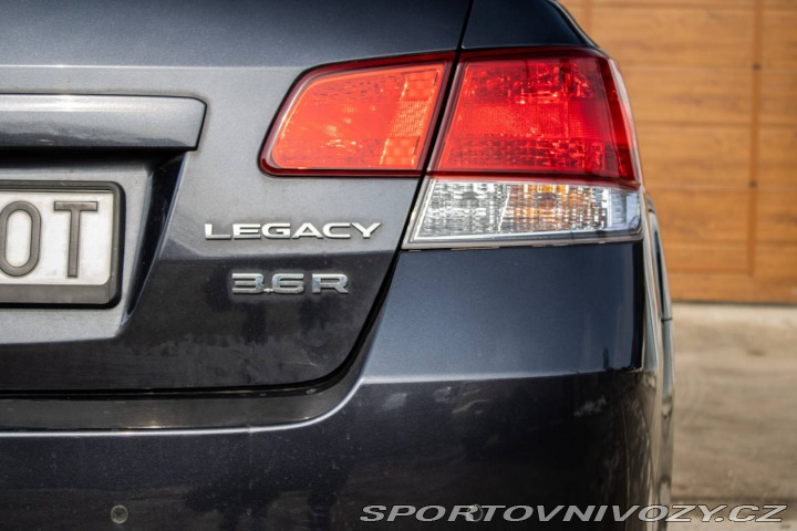 Subaru Legacy 3,6 R 190 kW AT 2012
