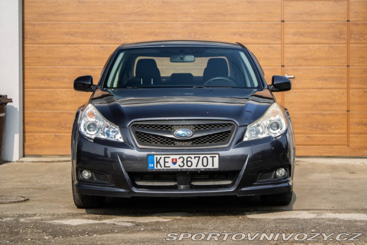 Subaru Legacy 3,6 R 190 kW AT 2012