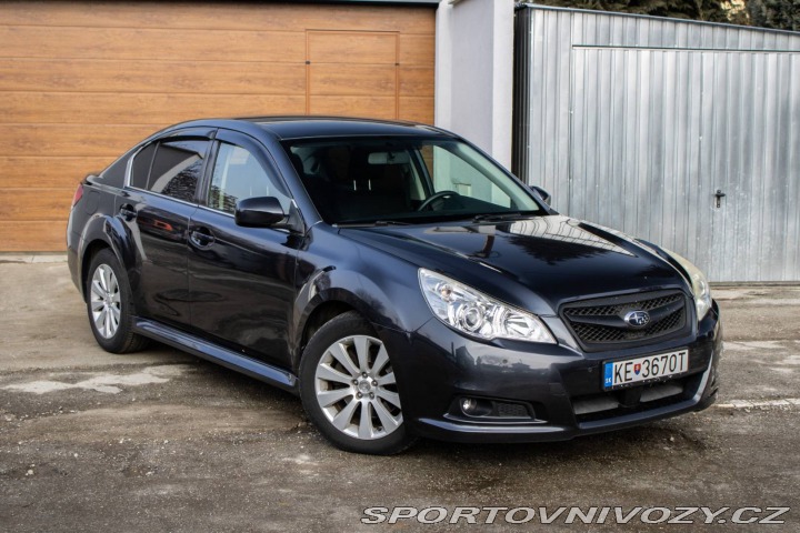 Subaru Legacy 3,6 R 190 kW AT 2012