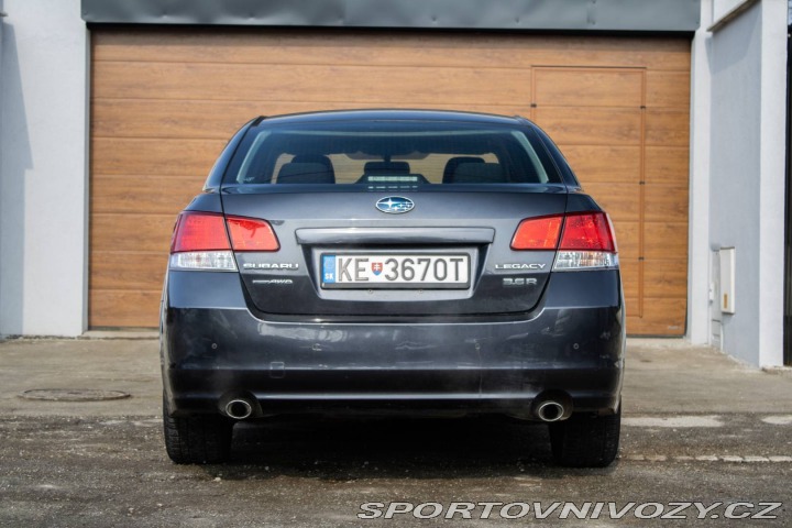 Subaru Legacy 3,6 R 190 kW AT 2012
