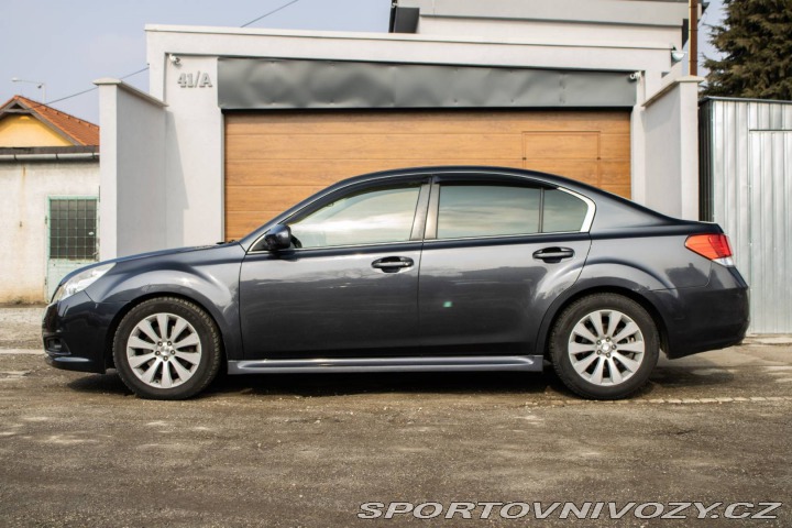 Subaru Legacy 3,6 R 190 kW AT 2012