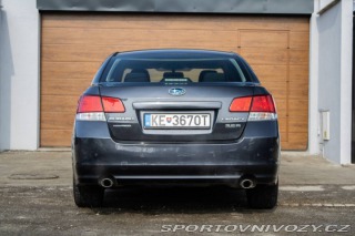 Subaru Legacy 3,6 R 190 kW AT 2012