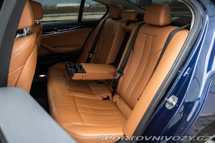 BMW 5 540i xDrive A/T 2017