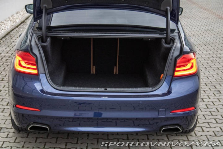BMW 5 540i xDrive A/T 2017