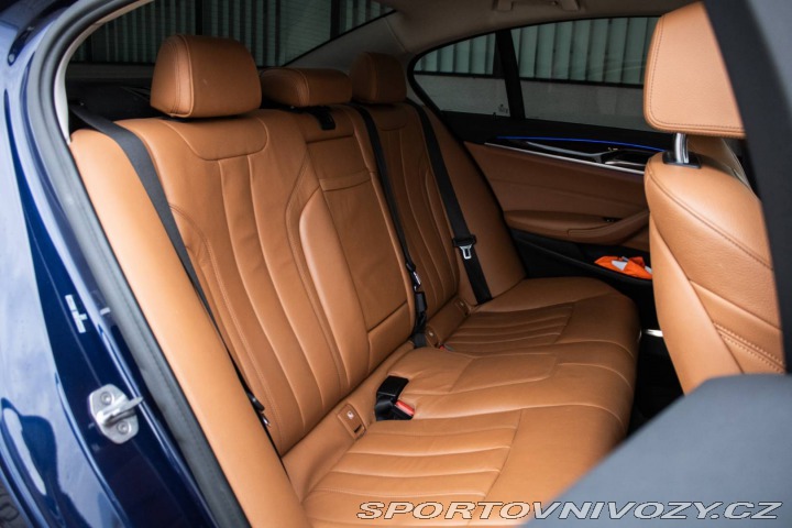 BMW 5 540i xDrive A/T 2017