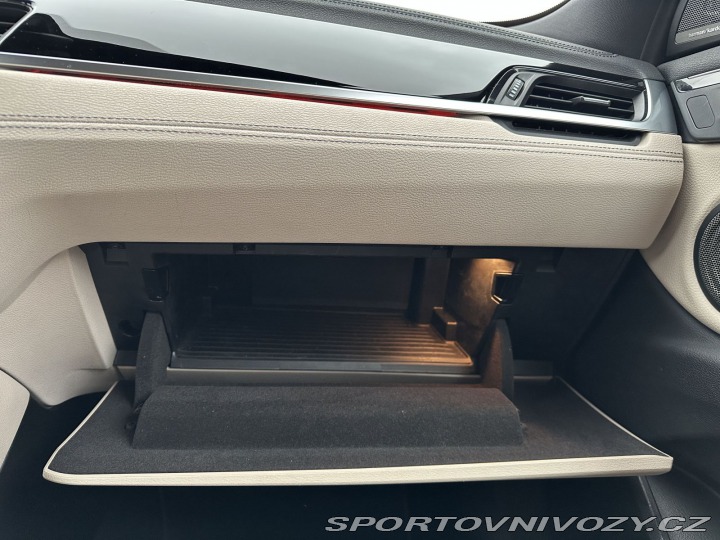 BMW X2 REZERVOVÁNO, xDrive 20i 1 2018