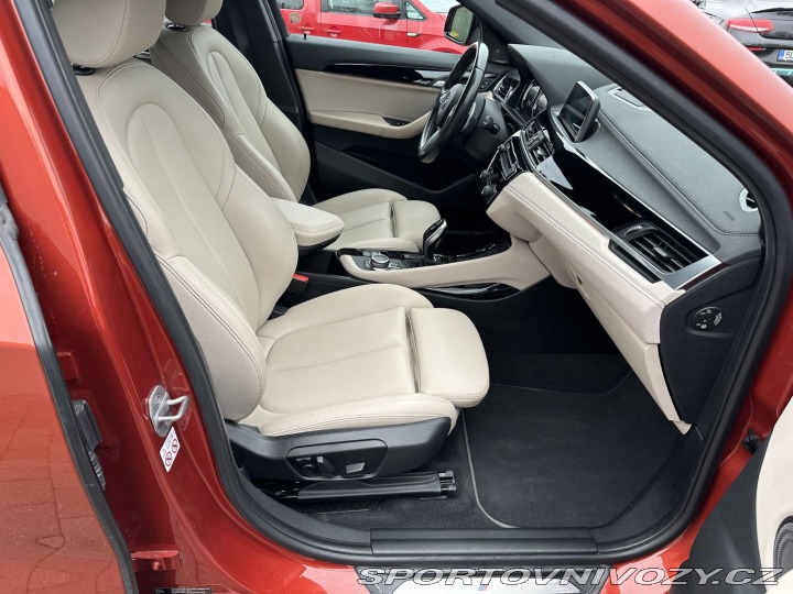 BMW X2 REZERVOVÁNO, xDrive 20i 1 2018