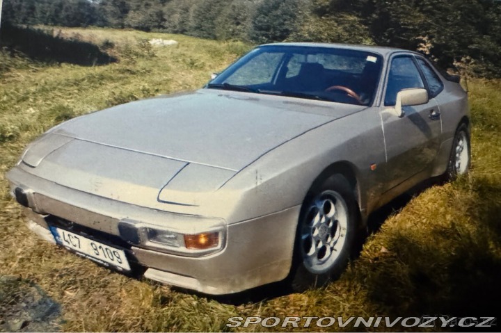 Porsche 944 1985