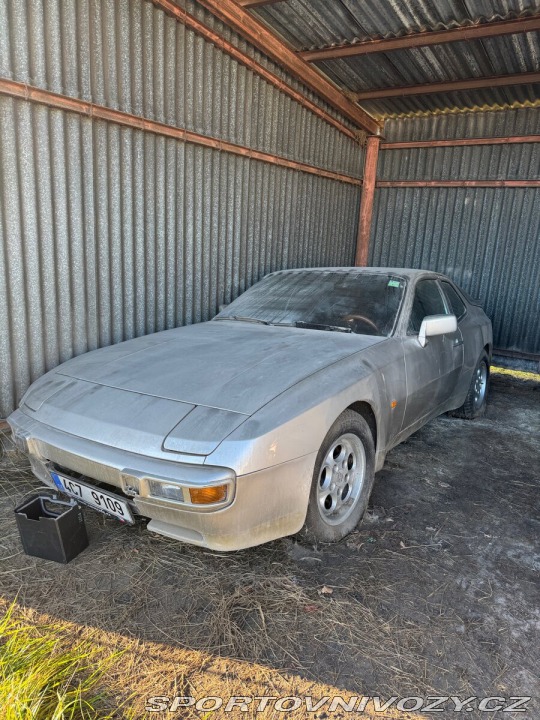Porsche 944  1985