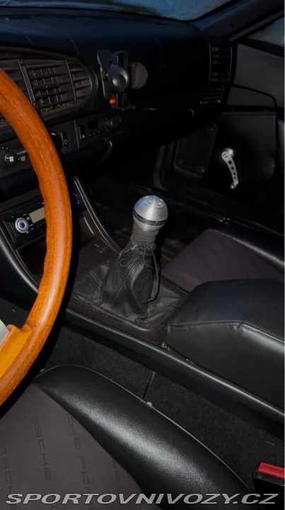 Porsche 944  1985