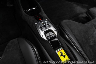 Ferrari 296 GTB Lift*JBL*Karbon sedad 2024