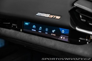 Ferrari 296 GTB Lift*JBL*Karbon sedad 2024
