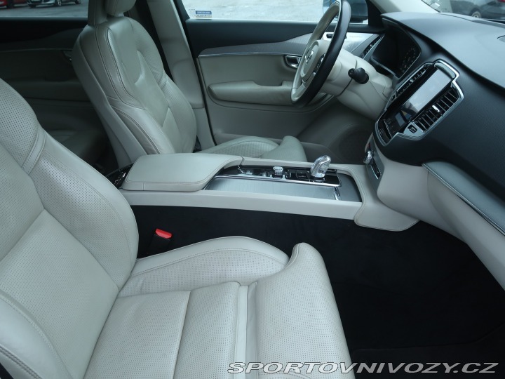 Volvo Ostatní modely XC90  T8 Twin Engine AWD 2016