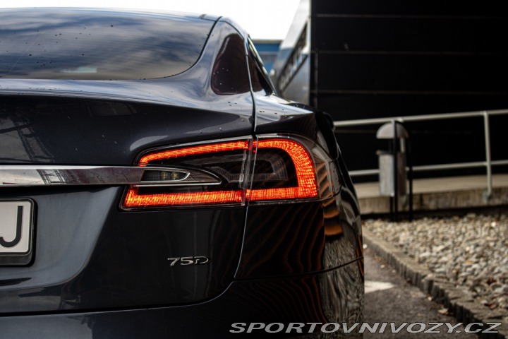 Tesla Model S 386kw 2018
