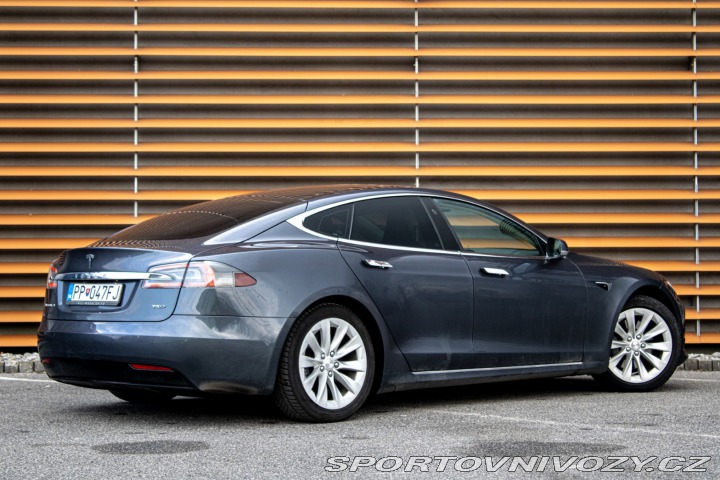 Tesla Model S 386kw 2018