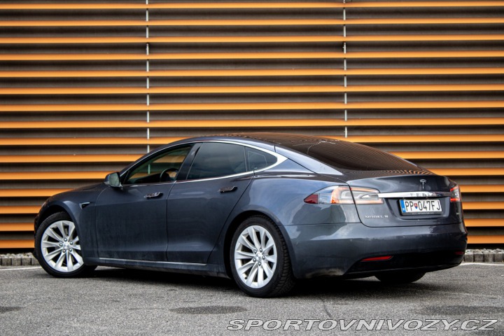 Tesla Model S 386kw 2018