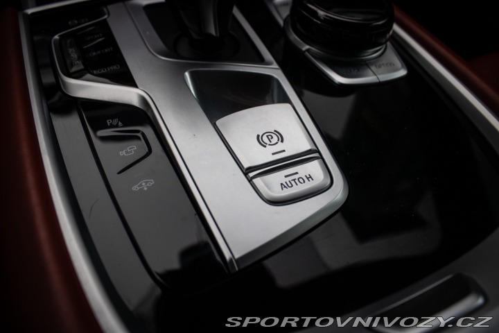 BMW 7 750Ld xDrive A/T 2019